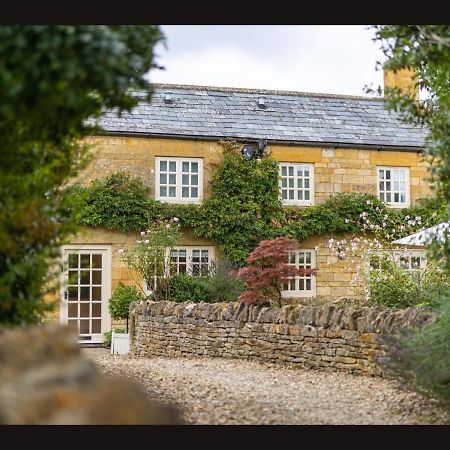 Wisteria Cottage , Pretty Cotswold Cottage Close To Chipping Campden Weston Subedge ภายนอก รูปภาพ